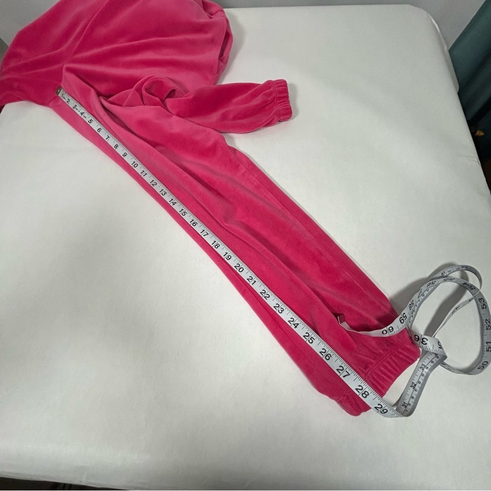 Juicy Couture Pink Velour Jumpsuit Relaxed Fit - Picture 13 of 13